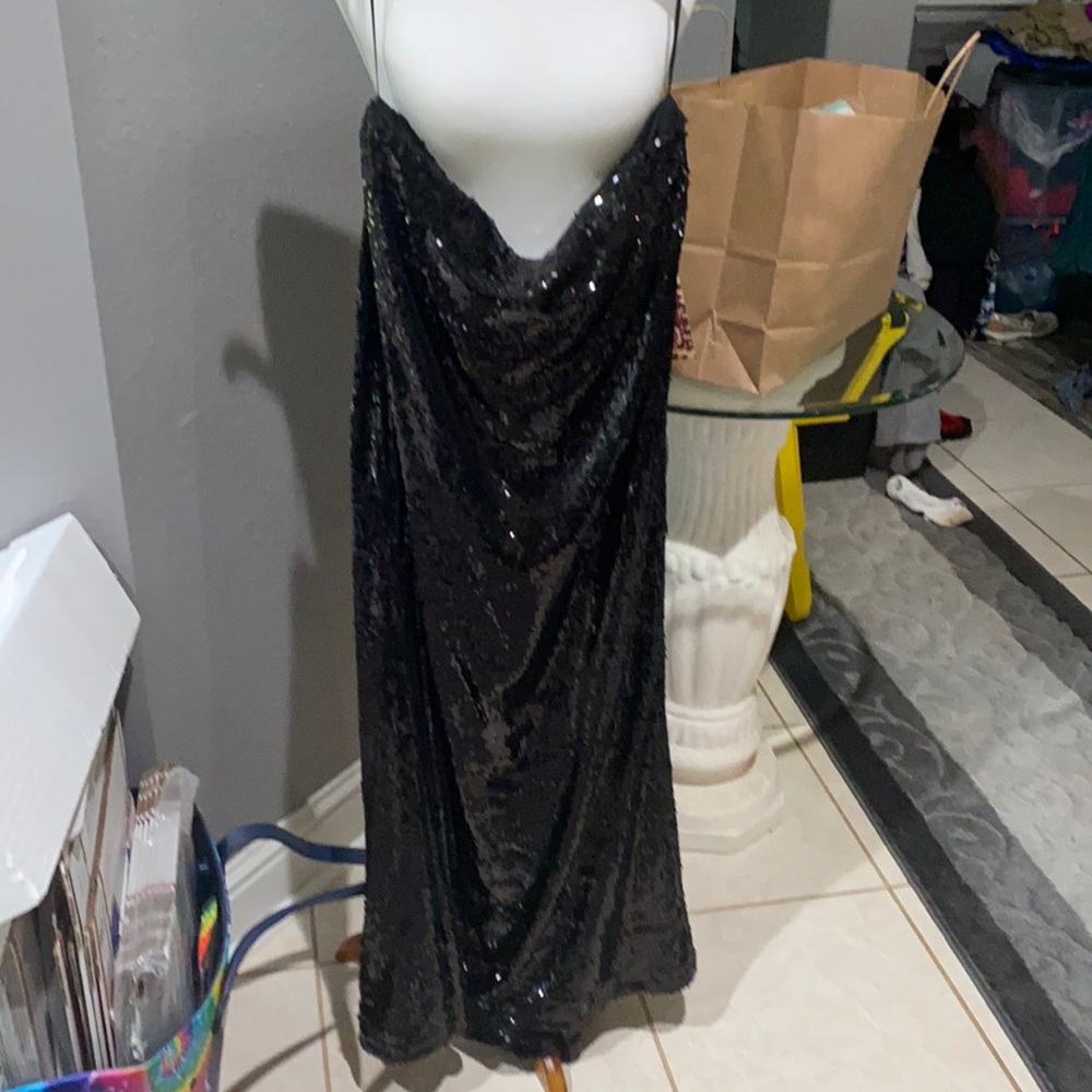 Black sequin maxi skirt!!